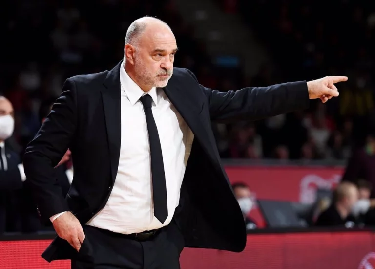 Pablo Laso emerge en la crisis del Real Madrid
