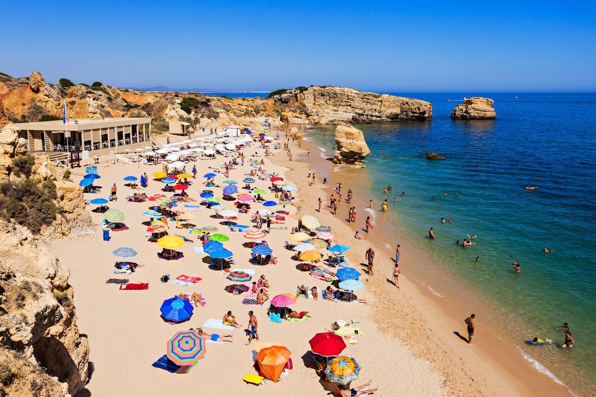 DEST PORTUGAL FARO ALBUFEIRA PRAIA DE SAO RAFAEL GettyImages 538897772 Universal Within usage period 30816 1