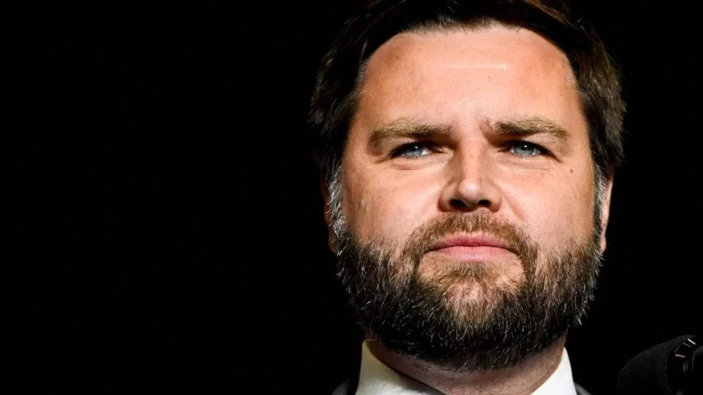 De crítico a compañero de fórmula: la transformación política de J.D. Vance