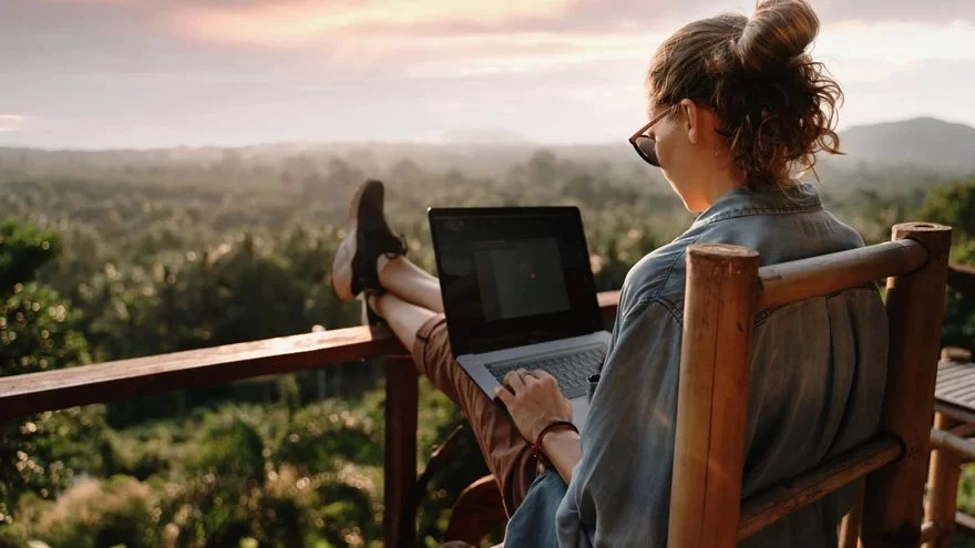 Desafíos y realidades del nomadismo digital