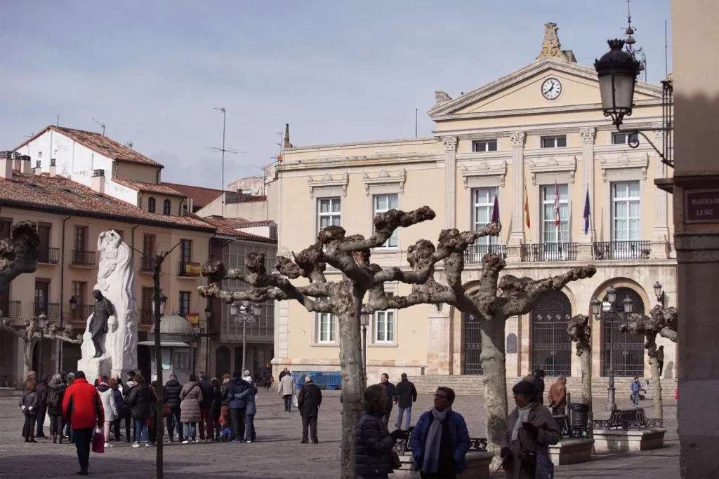 El encanto de la Plaza Mayor y la Calle Mayor
