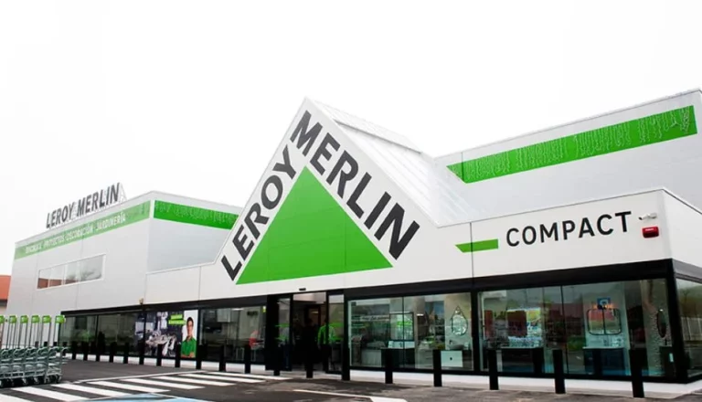 El genial toldo sin obra de Leroy Merlin que te protege del molesto sol en tu terraza, balcón o jardín