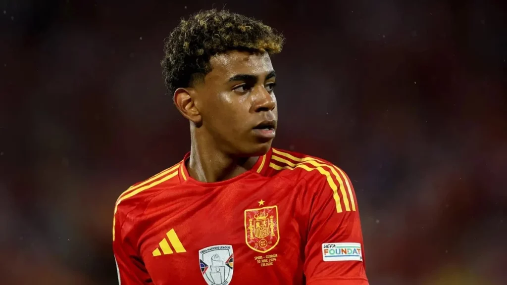 Lamine Yamal responde a la supuesta infidelidad de Alex Padilla con la foto más viral 1 Lamine Yamal