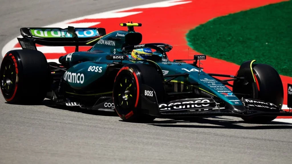 El jefe de Aston Martin no sabe cómo tapar el ridículo en Austria