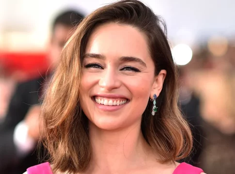 Emilia Clarke y Ferrari Emilia Clarke y Ferrari