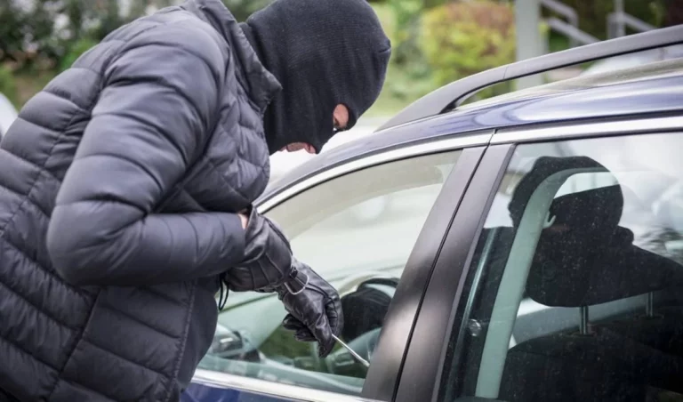 Estos son los cinco modelos de coches más robados en verano