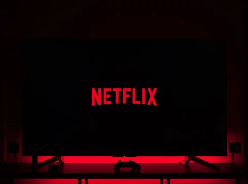 Estrenos de Netflix para julio de 2024 los estrenos de Netflix en julio nos dejan 3 despedidas destacadas y otras películas y series