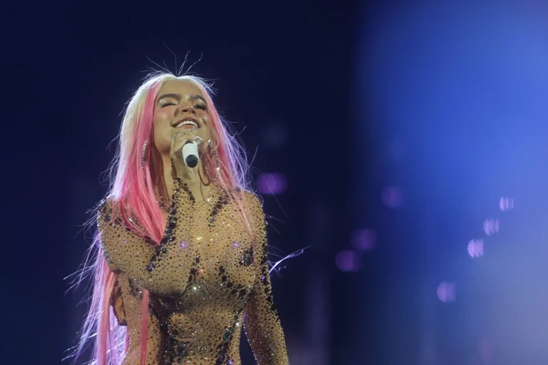 Los problemas del Bernabéu no apagan la fiesta de Karol G