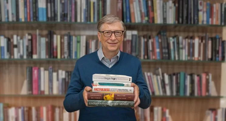 La serie que recomienda Bill Gates y 4 libros para el secreto del éxito