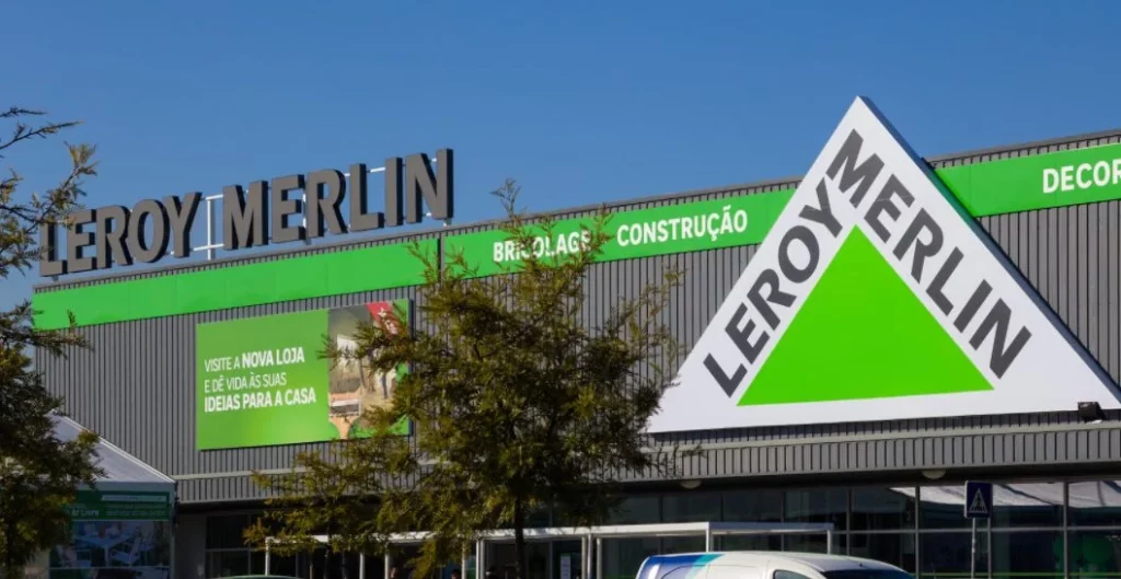 El genial toldo sin obra de Leroy Merlin que te protege del molesto sol en tu terraza, balcón o jardín