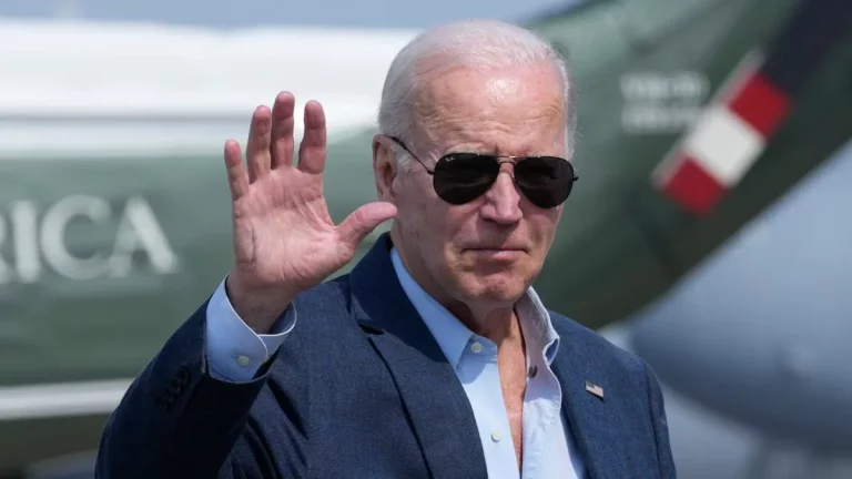 Los donantes demócratas lanzan el ultimátum a Biden: Kamala o corte de la financiación