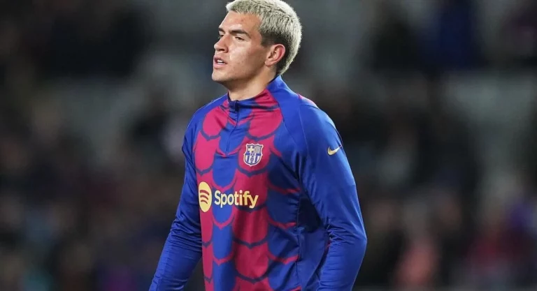 Marc Guiu manda un mensaje aclaratorio al FC Barcelona