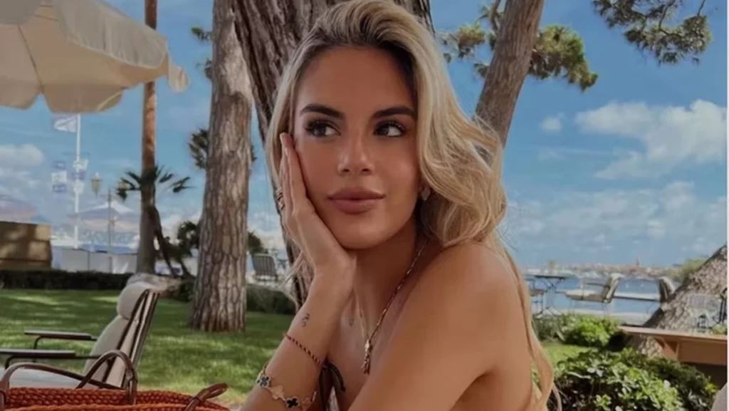 María Guardiola habla clarísimo del divorcio de sus padres 18 María Guardiola revienta Instagram en el cumple de su madre Cristina Serra