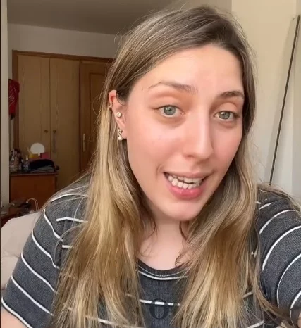 Una latina encuentra trabajo en España y casi la despiden por usar esta expresión 2 Mujer latina, en apuros por frase uruguaya en España.