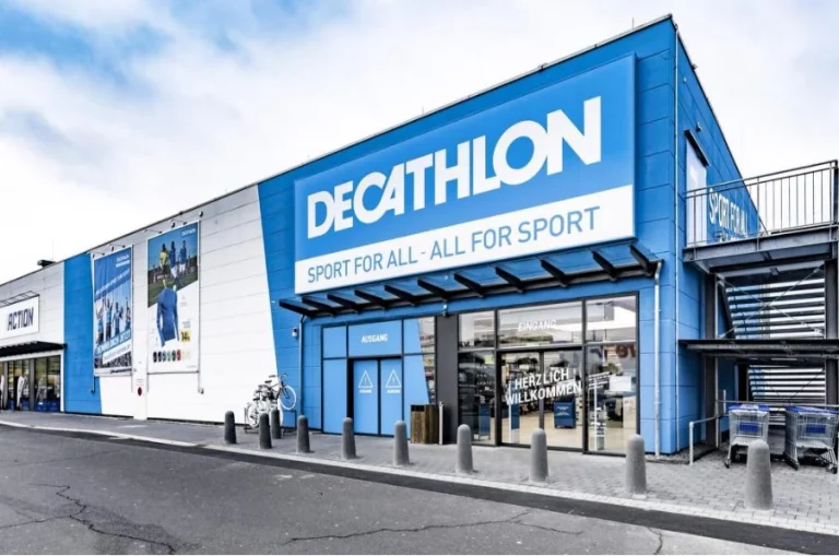 Las zapatillas para andar de Decathlon de 20 euros a la altura de Asics y New Balance