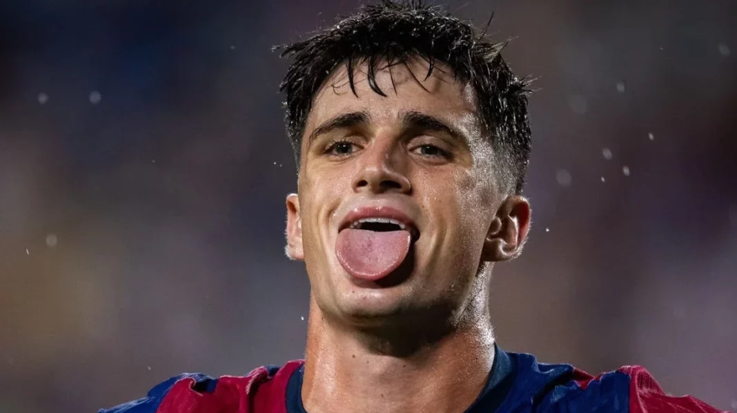 Pau Víctor entre Oviedo y Valencia CF. Fuente: FC Barcelona