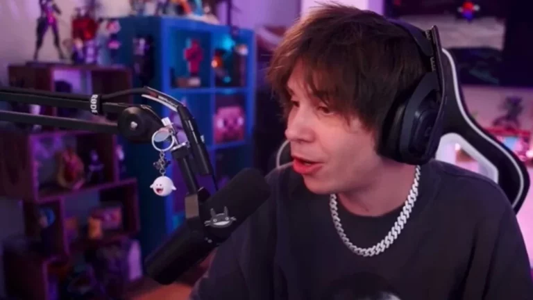 Por qué ElRubius comete el error de volver a poner esta icónica consola de moda