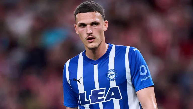 Rafa Marín deja premio al Sevilla FC tras fichar por el Nápoles