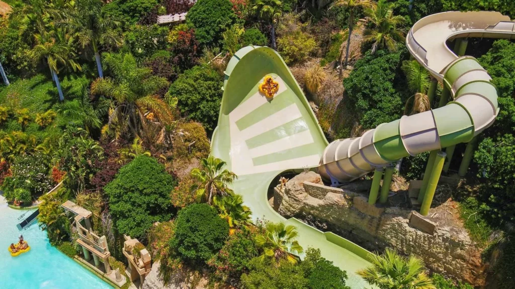 Los 7 parques temáticos más impresionantes de España que puedes visitar este verano 46 Siam Park (Tenerife)