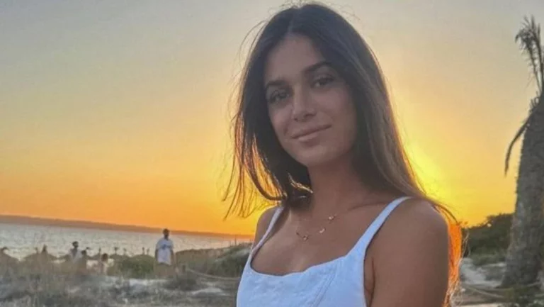 Sira Martínez revienta Instagram con su primera foto de 2025 ¿es Le Normand?