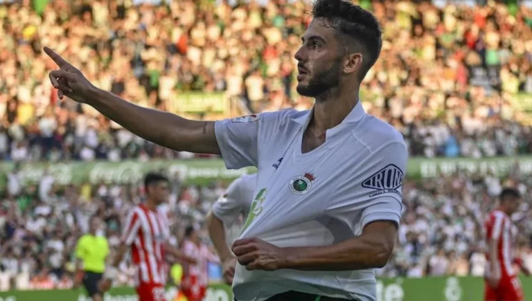 Andrés Martín toma una decisión irrevocable: el Racing ya lo sabe