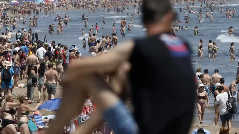 Vacaciones creativas: cómo el aburrimiento impulsa el desarrollo de los niños este verano