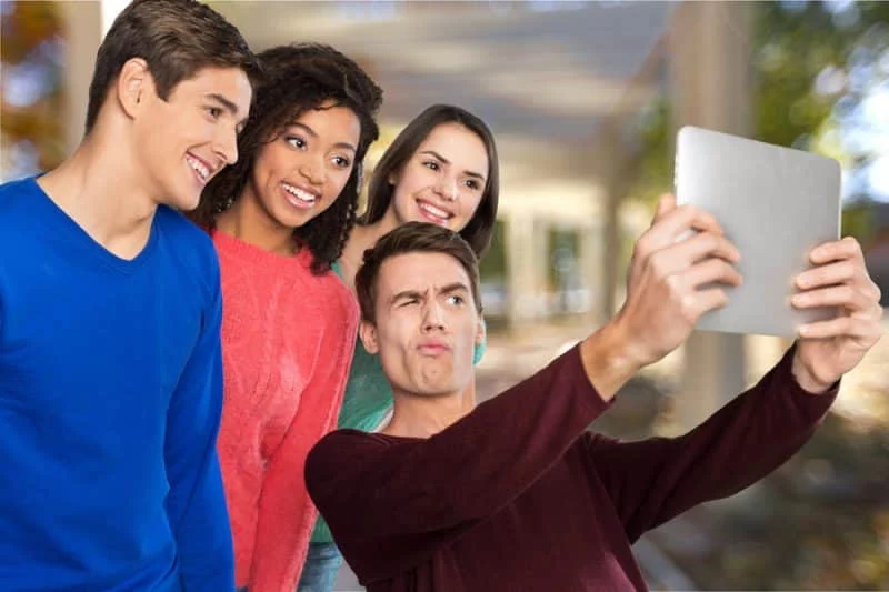 Generación Z, nacidos entre 1996 y el 2010.