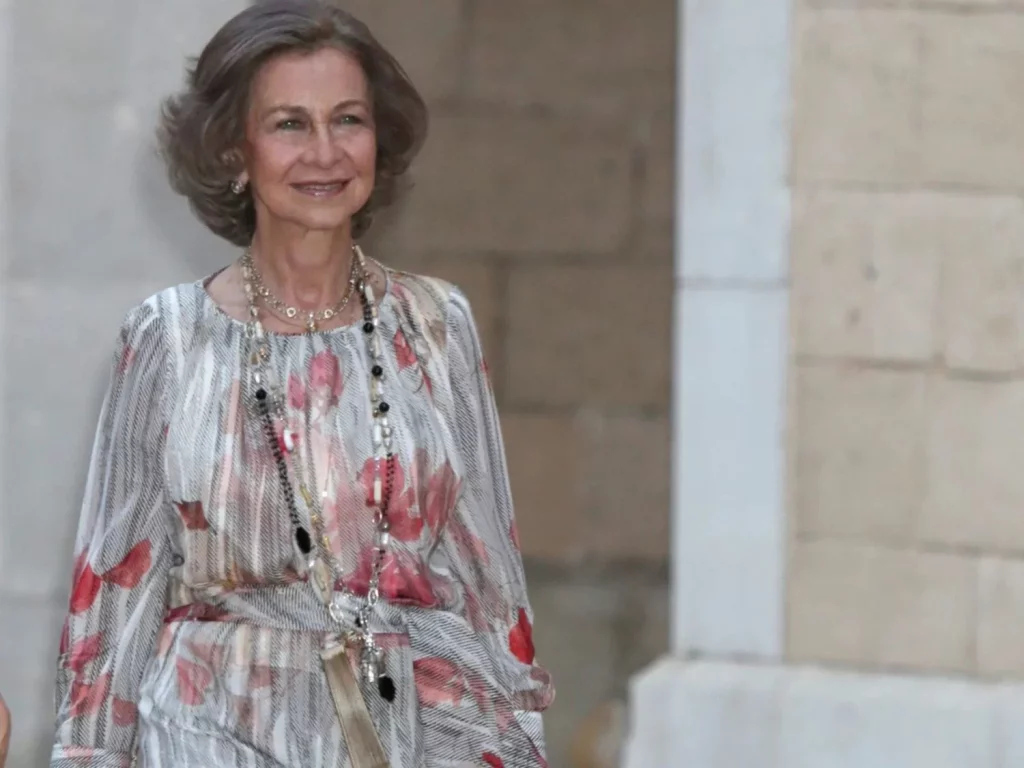 Las desastrosas vacaciones de la reina Sofía tras recibir una terrible noticia 109 image
