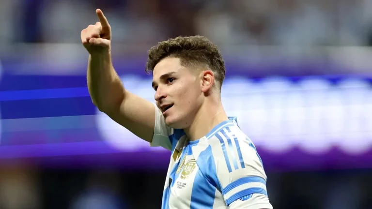 El Atlético quiere retener a Julián Álvarez con otro fichaje galáctico