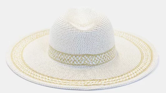 Protégete y estiliza tus looks con los sombreros de El Corte Inglés a precios rebajadísimos 7 nina west