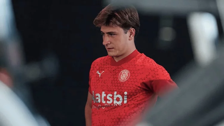 Hansi Flick está como loco con un descarte de Xavi en el FC Barcelona 1 pablo torre fc Barcelona hansi flick