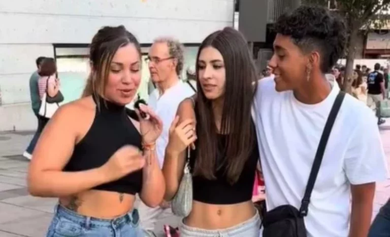 Le ofrece 100 euros a un chico por besarla delante de su novia y se monta un pollo