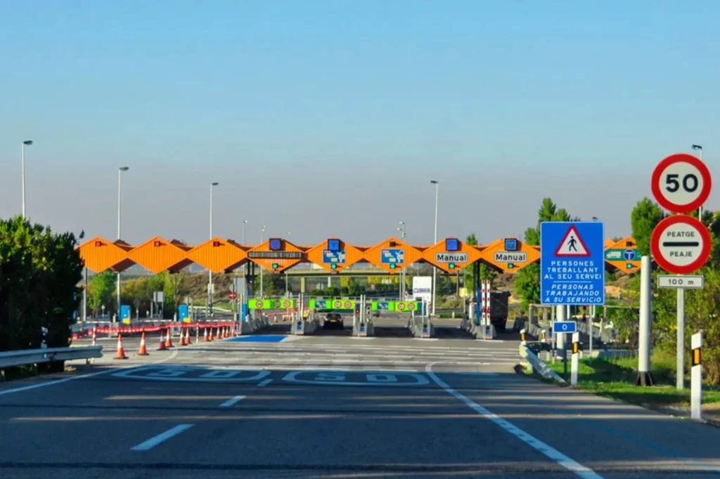 La AP-68: una autopista con peaje durante más de 40 años
