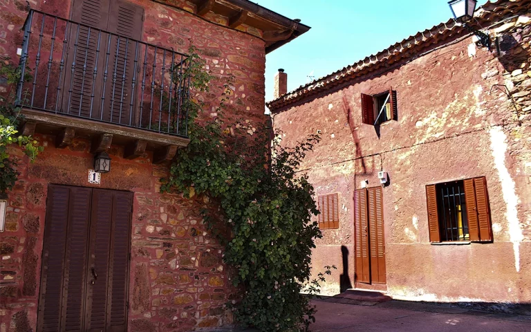 La ruta de pueblos de colores que están a solo 1 hora de Madrid