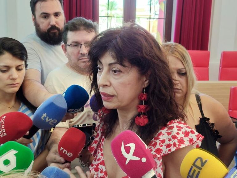 Redondo reclama a Guardiola mayor apoyo a los centros de asistencia urgente para supervivientes de agresiones sexuales