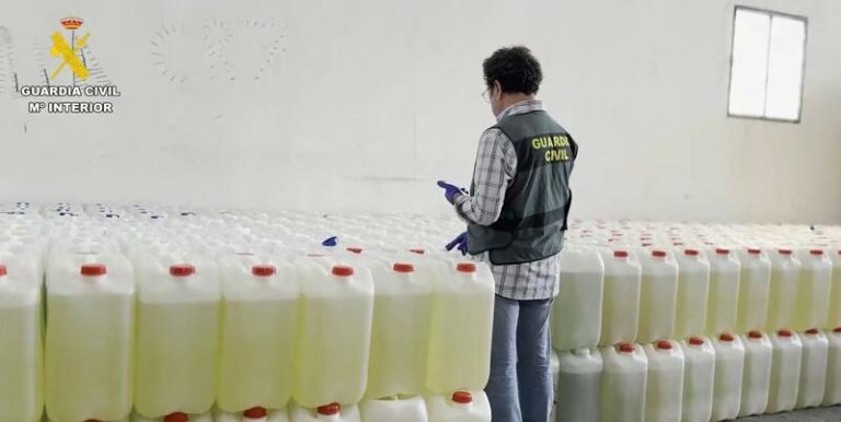 El golpe a la criminalidad en Almería: 30.000 litros de gasolina y 12 embarcaciones intervenidas