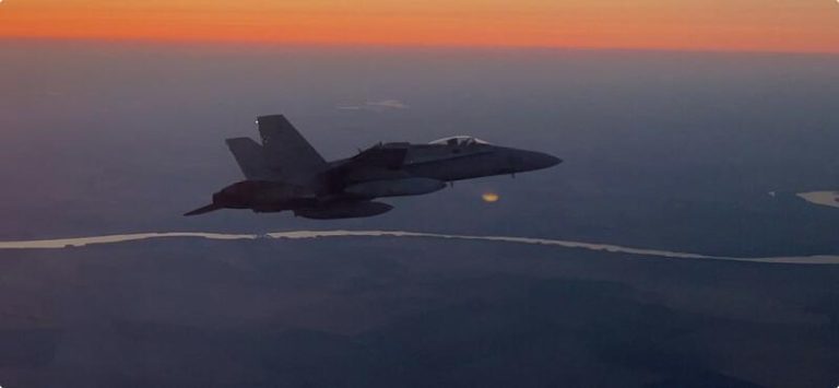 Cazan F-18 de España refuerzan la presencia aérea en Rumanía cerca del Mar Negro