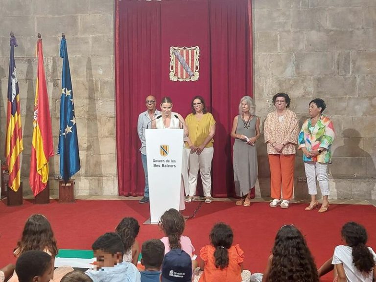 Prohens agradece la solidaridad de familias que acogen niños saharauis este verano