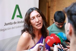 La Junta confirma el primer traslado de seis niños de Ceuta a Andalucía