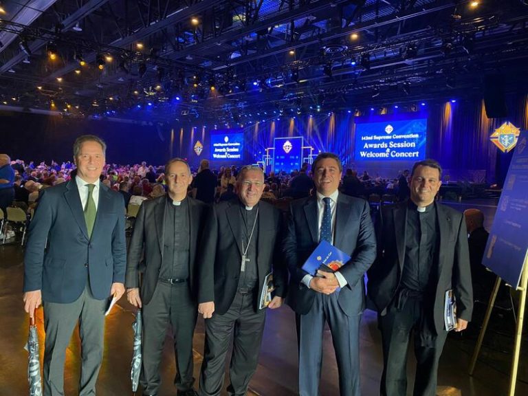 Getafe envía a su máximo representante eclesiástico a la reunión de los Caballeros de Colón en Quebec