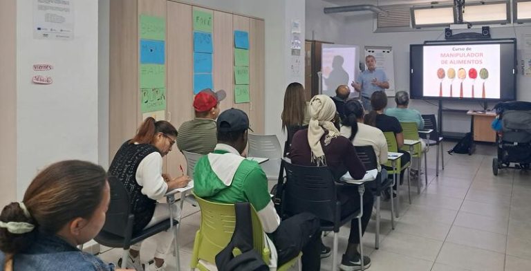 Canarias acoge: CEAR brinda oportunidades de empleo a nuevos residentes