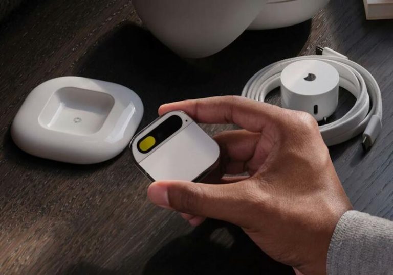 AI Pin de Humane registra más devoluciones que ventas, según The Verge