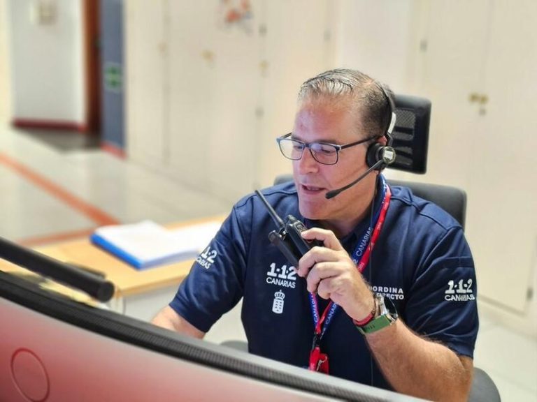 Rescatan a un menor con síntomas de ahogamiento en los charcos de la costa de Garachico