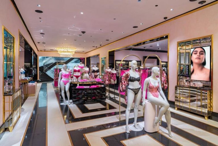¡Movimiento en la cúpula! Victoria's Secret contrata a la CEO de la marca de ropa interior de Rihanna