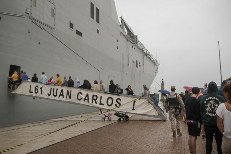 Interrogando a Defensa: El enigma del 'Juan Carlos I' y su presencia cerca de Irán