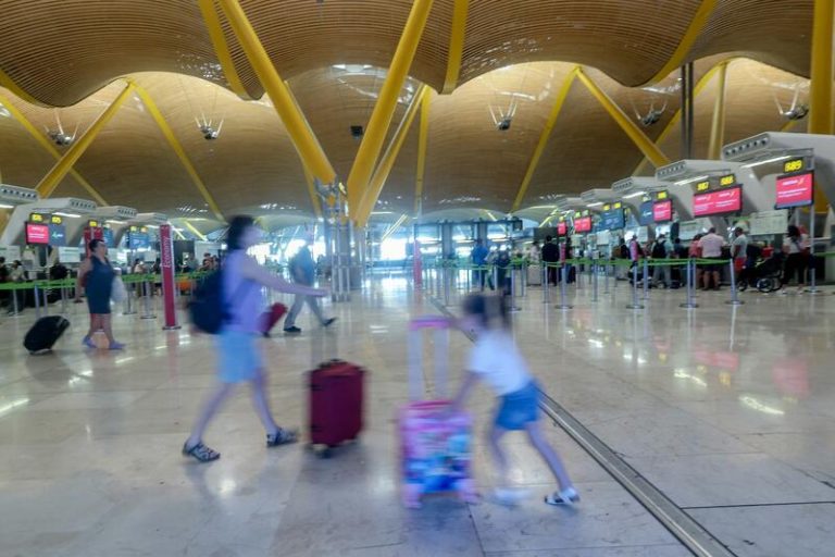 Madrid le pide al Gobierno que refuerce los controles en Barajas para controlar la viruela del mono