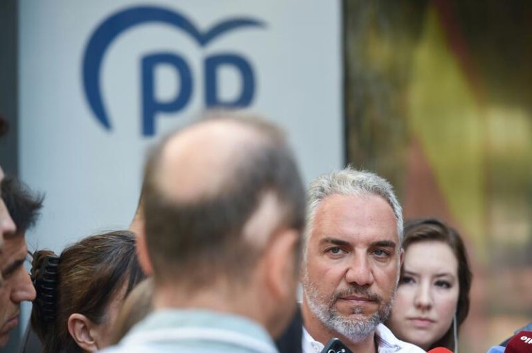 El PP se compromete a mantener el caso ERE en la agenda política durante el próximo curso