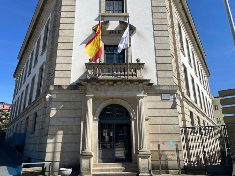 Juicio en Lugo: Madre pierde la tutela de sus tres niñas tras vivir con ellas dentro de un coche