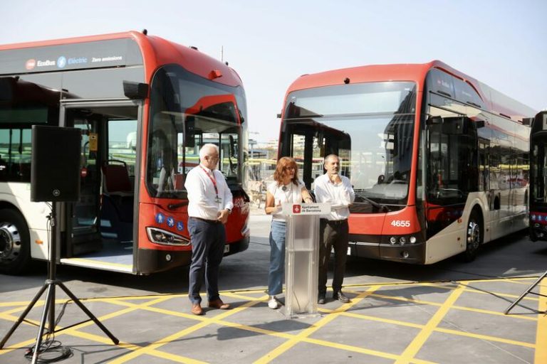 El concejal Collboni reanuda negociaciones con partidos de izquierda para gobernar Barcelona