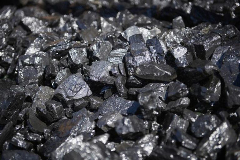 Las mineras Arch Resources y Consol pactan su fusión para crear un gigante del carbón en Estados Unidos